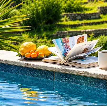 Garden Andros With Sea View & Pool Gavrio